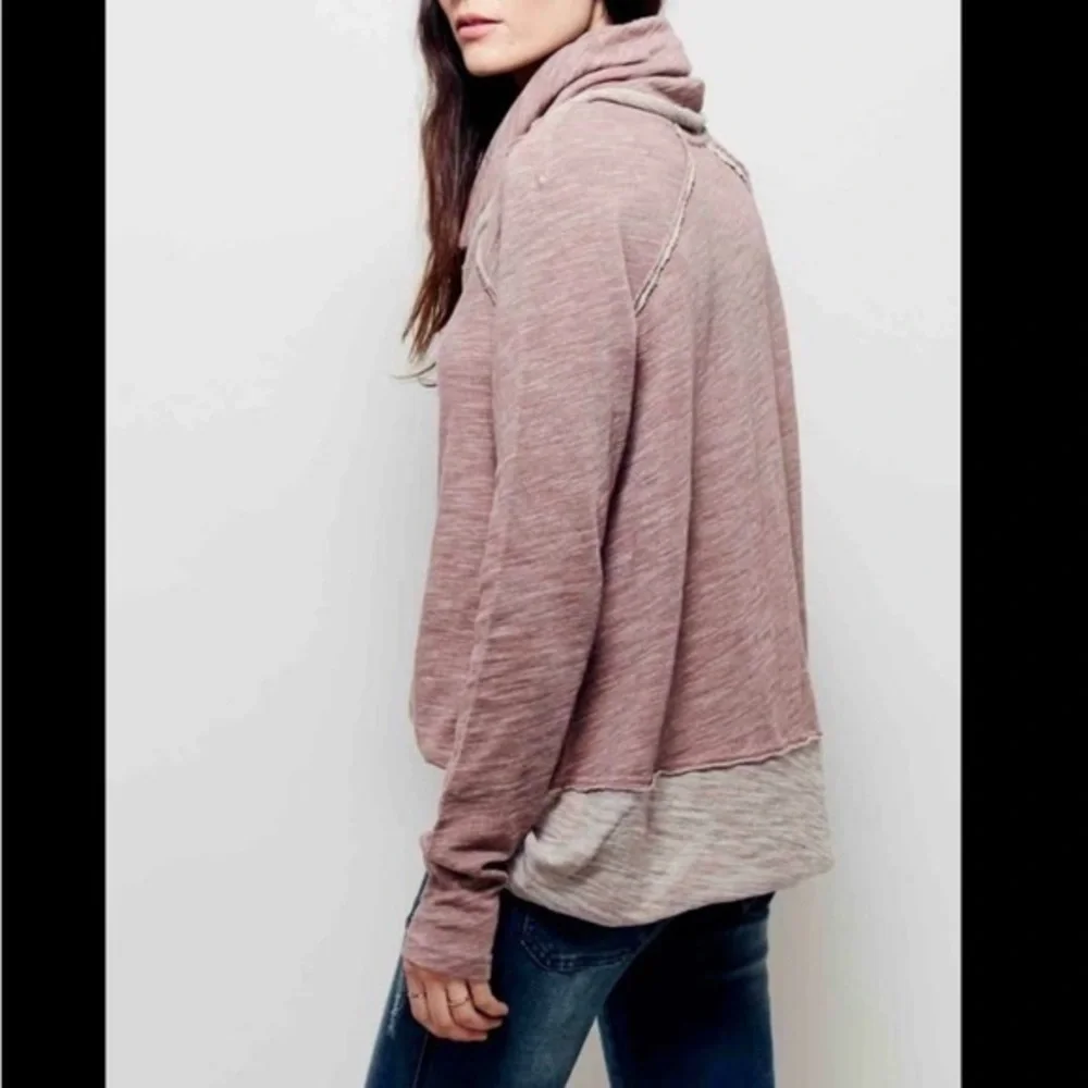 Free People Beach Pink Cocoon Cowl Neck Pullover Two Body Sweater - Picture 10 of 10